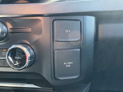 Used 2026 Ford F250 Platinum AWD/4WD image 33