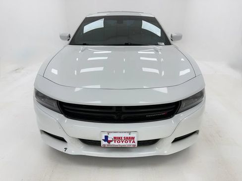 Used 2022 Dodge Charger SXT w/ Leather Interior Group RWD image 3