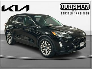 Used 2022 Ford Escape Titanium w/ Class II Trailer Tow Package video 1