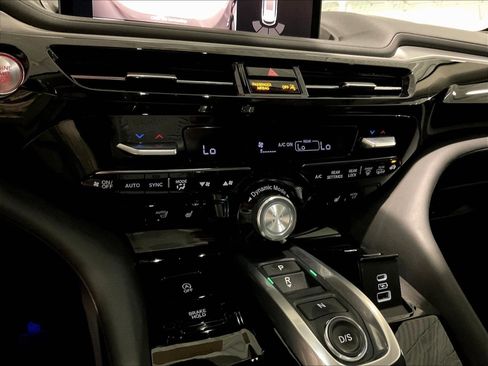 Used 2024 Acura MDX FWD w/ Technology Package image 15