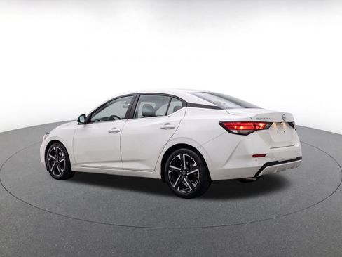 Used 2025 Nissan Sentra SV FWD image 5