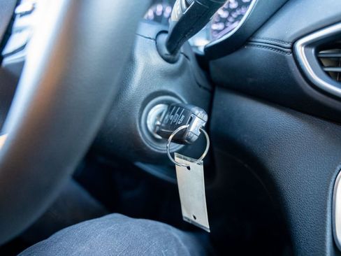 Used 2019 Hyundai Santa Fe SE image 29