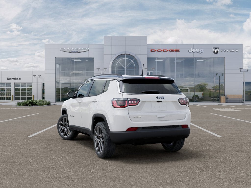 New 2026 Jeep Compass Limited AWD/4WD image 3