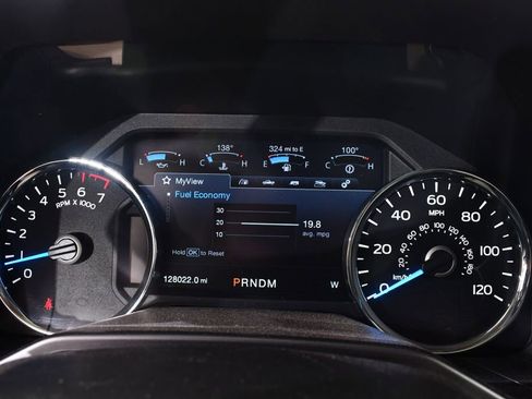 Used 2017 Ford F150 Lariat w/ Equipment Group 502A Luxury AWD/4WD image 26