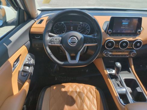 Certified 2021 Nissan Sentra SV w/ SV Premium Package FWD image 32