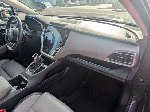 Used 2022 Subaru Outback Limited image 28