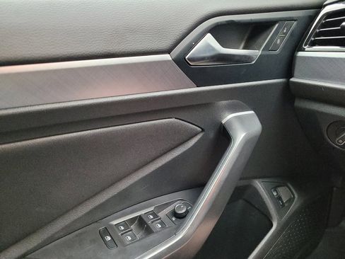 Used 2024 Volkswagen Jetta SE FWD image 27