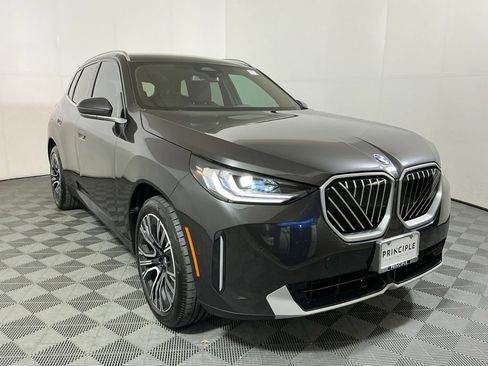 Certified 2025 BMW X3 xDrive30i w/ Convenience Package AWD/4WD image 4