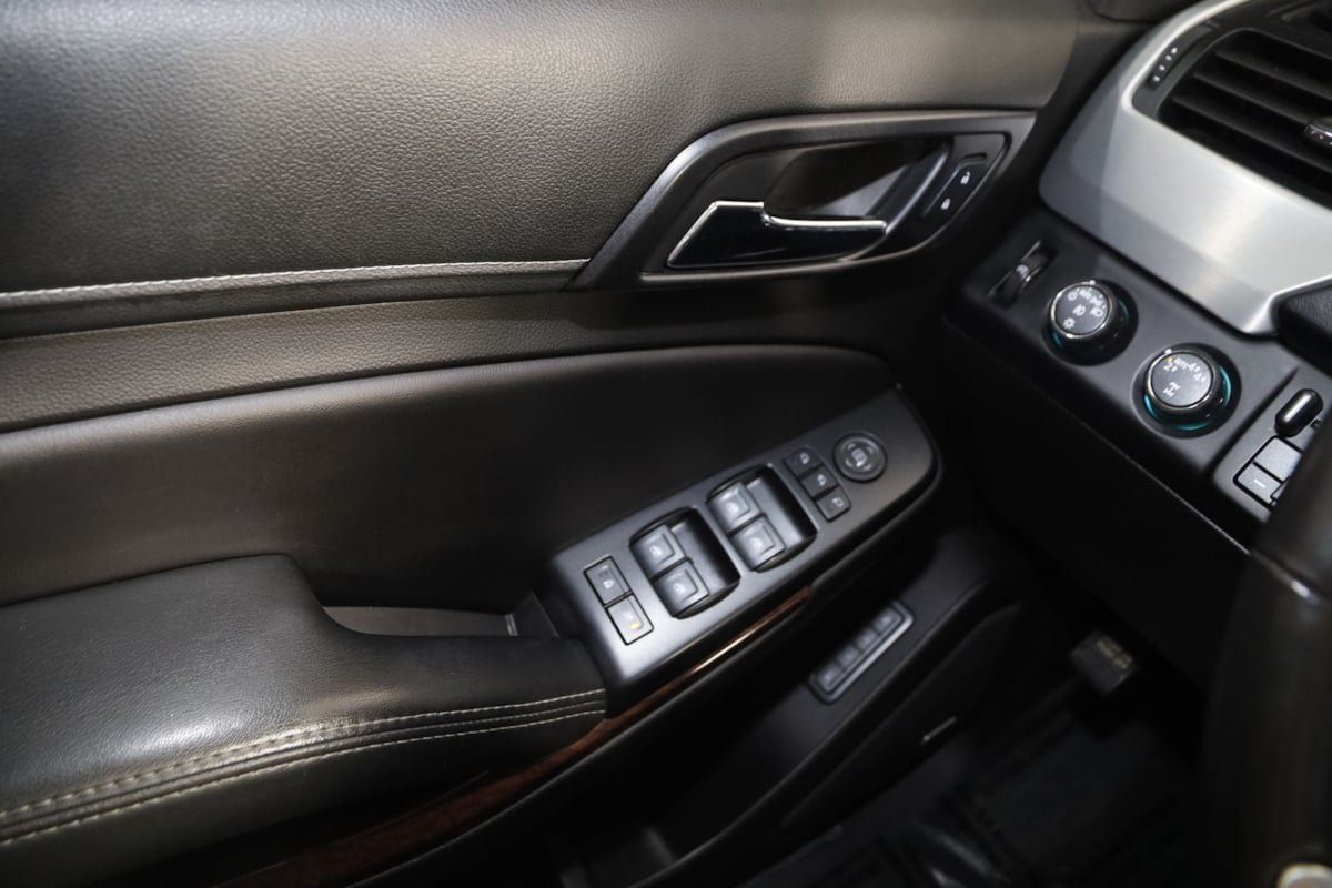 Used 2018 GMC Yukon SLT w/ HD Trailering Package AWD/4WD image 29