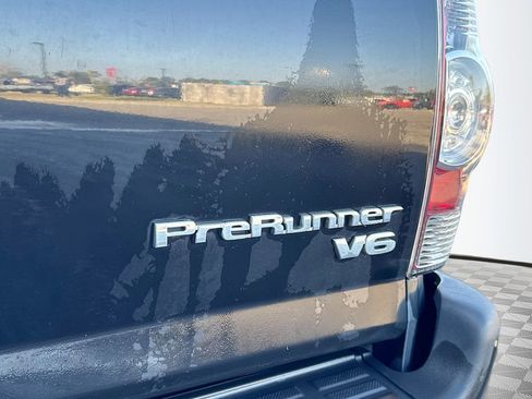 Used 2011 Toyota Tacoma PreRunner w/ TRD Sport Pkg image 32