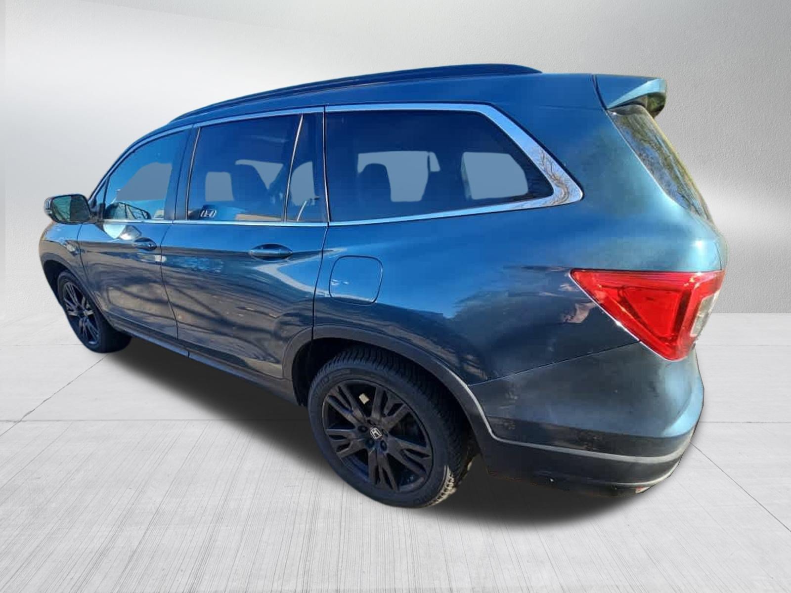 Used 2021 Honda Pilot Special Edition image 6