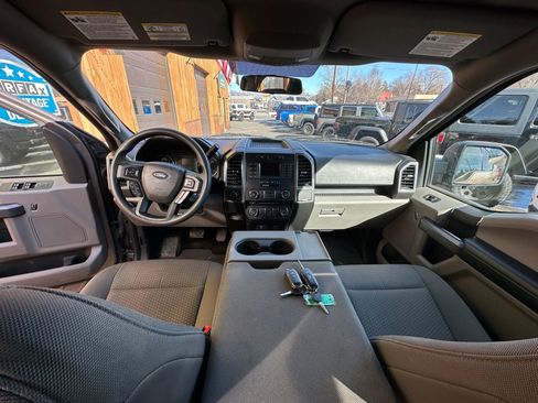Used 2018 Ford F150 XLT image 10