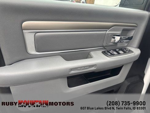 Used 2018 RAM 2500 Big Horn w/ Harvest Edition image 11