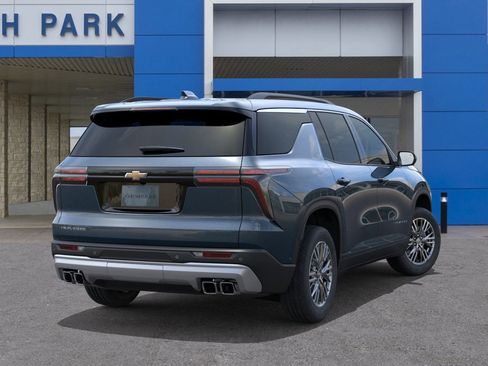 New 2026 Chevrolet Traverse LT image 4