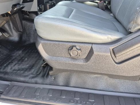 Used 2015 Ford F250 XL w/ XL Appearance Package RWD image 16