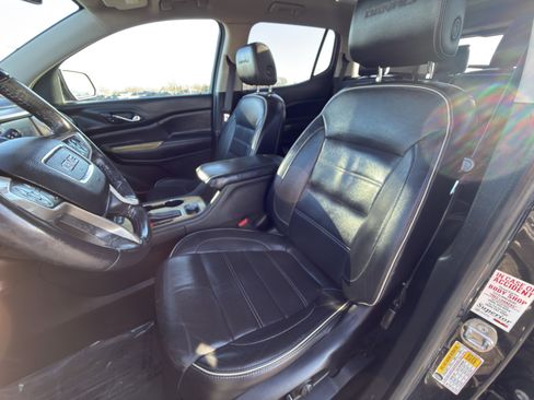 Used 2017 GMC Acadia Denali image 11