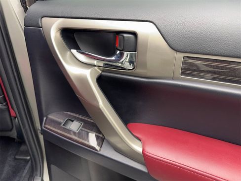 Used 2021 Lexus GX 460 Premium image 47