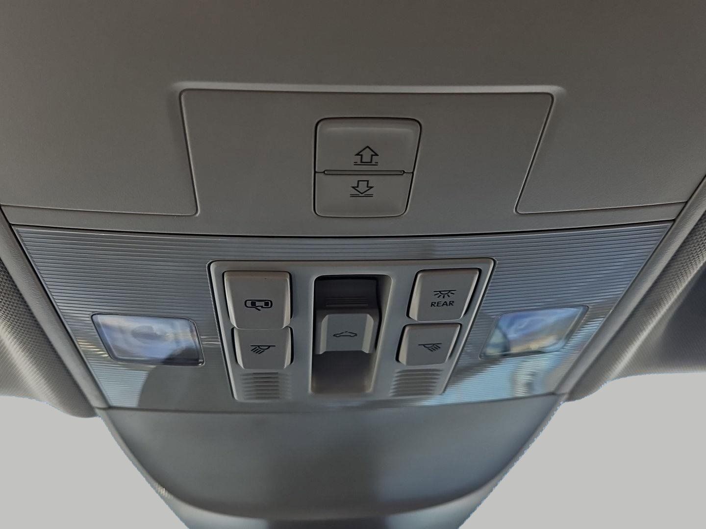 Used 2024 Volkswagen Taos SE AWD/4WD image 26