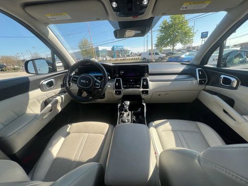 Used 2023 Kia Sorento SX image 35