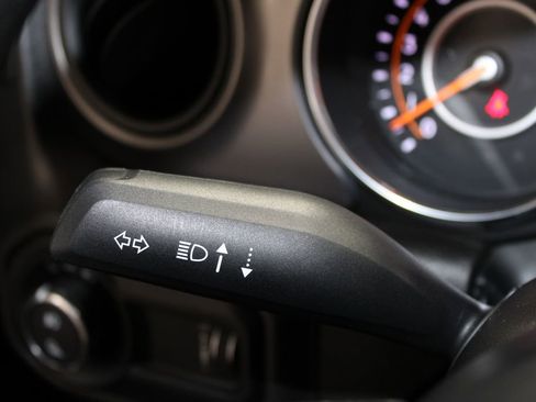 Used 2023 Jeep Gladiator Sport image 42