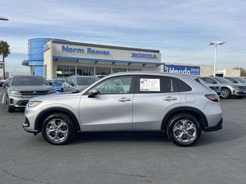 Used 2026 Honda HR-V LX image 2