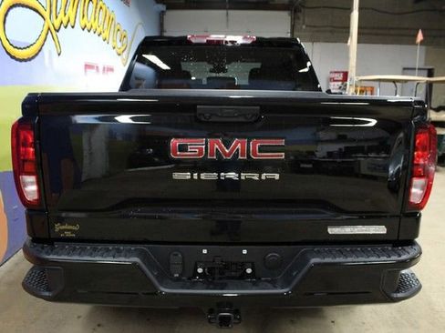 New 2026 GMC Sierra 1500 Elevation image 5