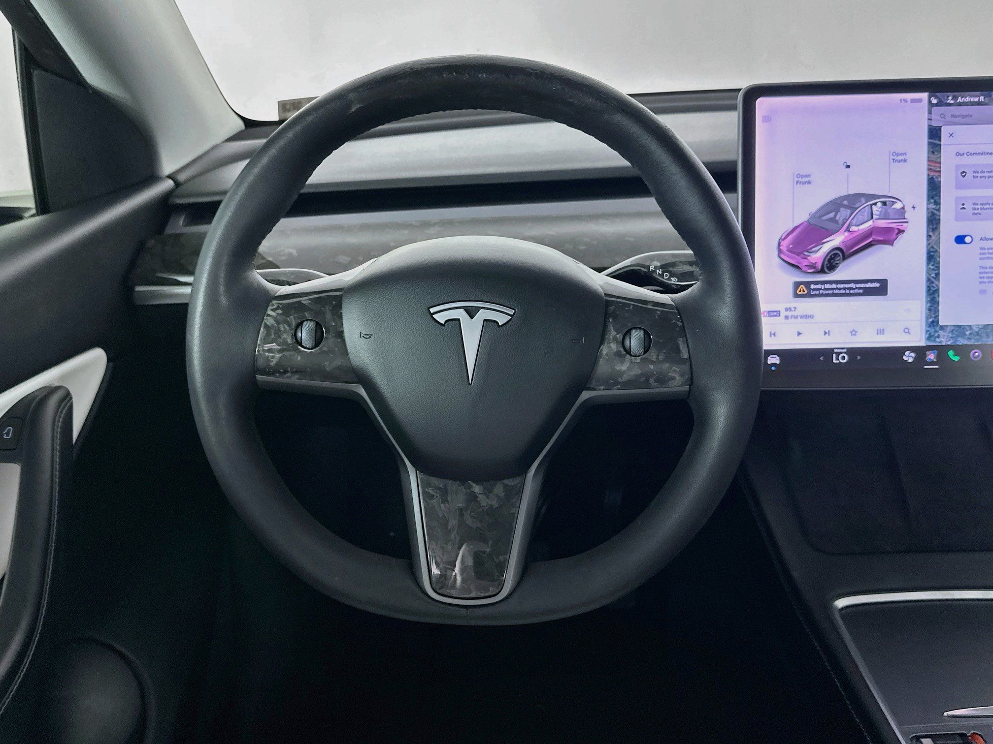 Used 2022 Tesla Model Y Long Range AWD/4WD image 16