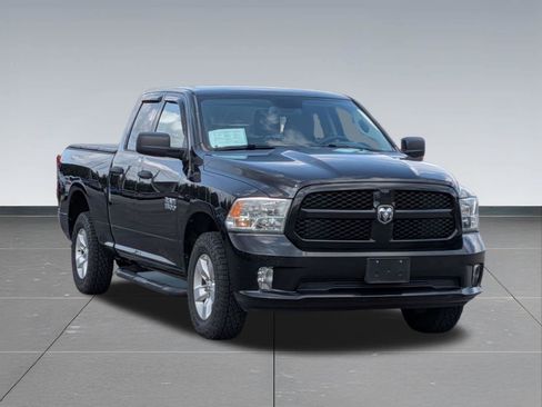 Used 2017 RAM 1500 Express AWD/4WD image 7