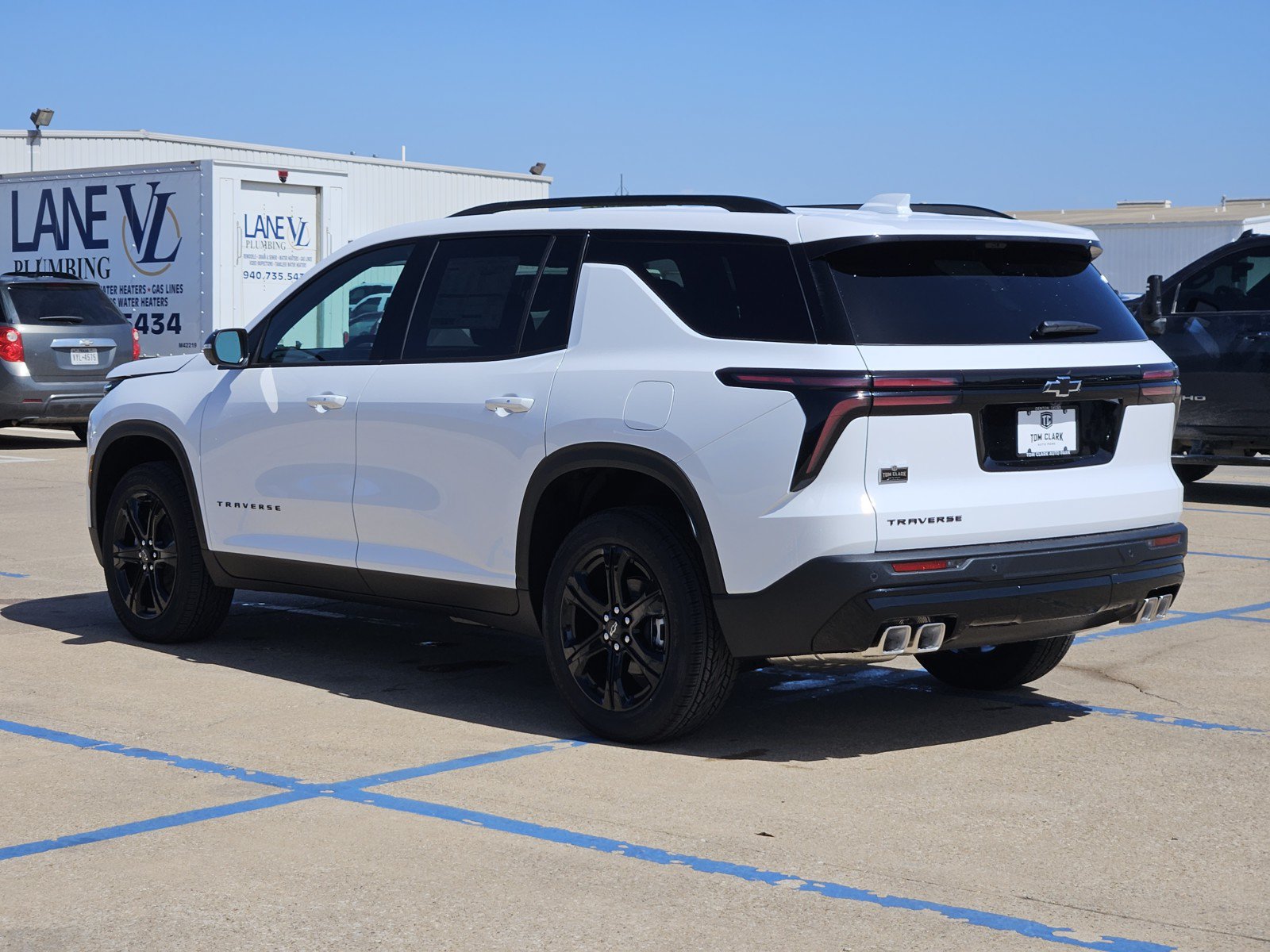 New 2027 Chevrolet Traverse LT w/ Midnight/Sport Edition FWD image 3