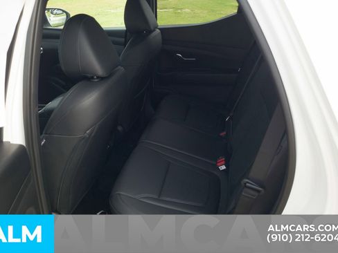 Certified 2025 Hyundai Santa Cruz SEL image 16