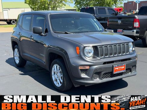 Used 2023 Jeep Renegade Latitude AWD/4WD image 1
