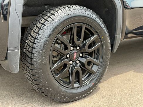 Used 2024 GMC Sierra 1500 Elevation w/ LPO, Elevation Black Package AWD/4WD image 25