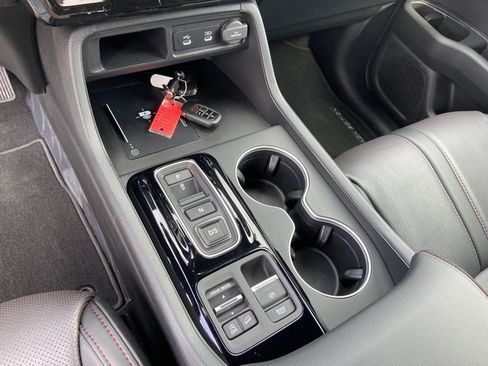 Used 2026 Honda Pilot Black Edition image 40