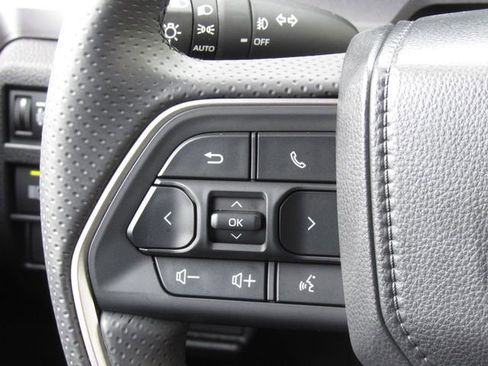 Used 2025 Toyota 4Runner SR5 RWD image 24