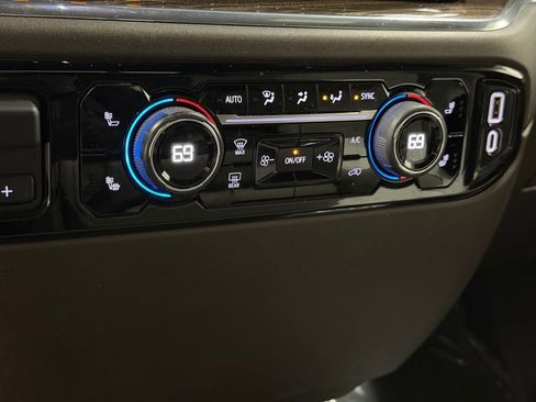 Certified 2023 Chevrolet Silverado 1500 LT w/ Z71 Off-Road Package image 32