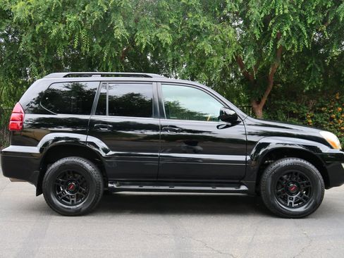 Used 2003 Lexus GX 470 image 6
