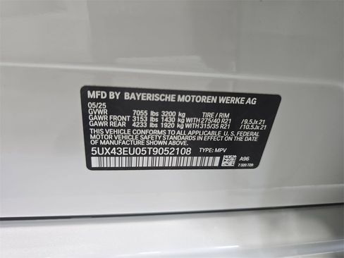 Certified 2026 BMW X5 xDrive50e w/ M Sport Package image 30