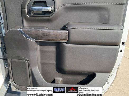 Used 2022 Chevrolet Silverado 1500 LTZ w/ Technology Package image 14