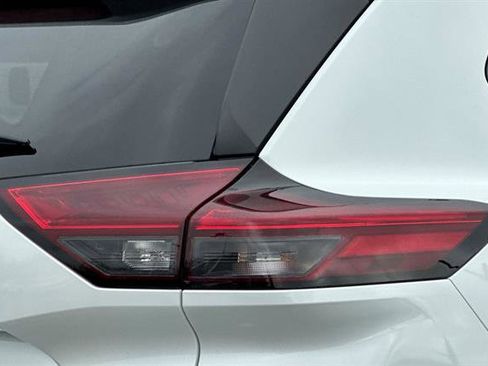 New 2025 Nissan Rogue SV image 31