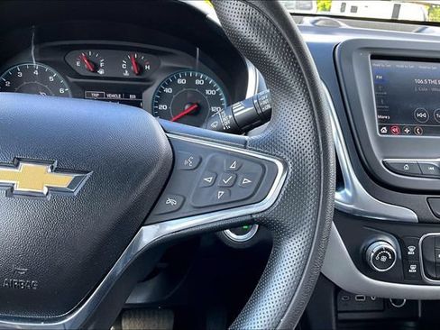 Used 2020 Chevrolet Equinox LS w/ LS Convenience Package FWD image 12
