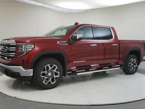 New 2026 GMC Sierra 1500 SLT w/ SLT Premium Package image 3