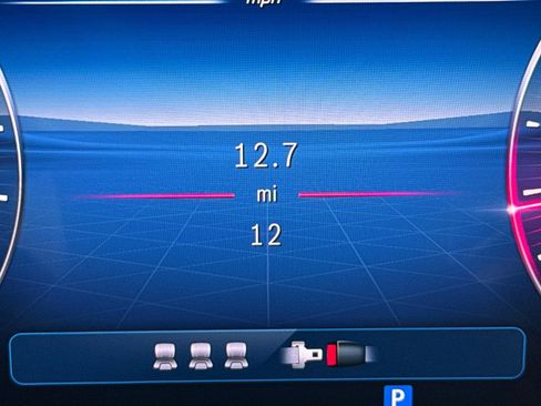 New 2026 Mercedes-Benz GLC 300 image 35