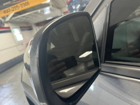 Used 2022 Jeep Cherokee Latitude Lux image 9