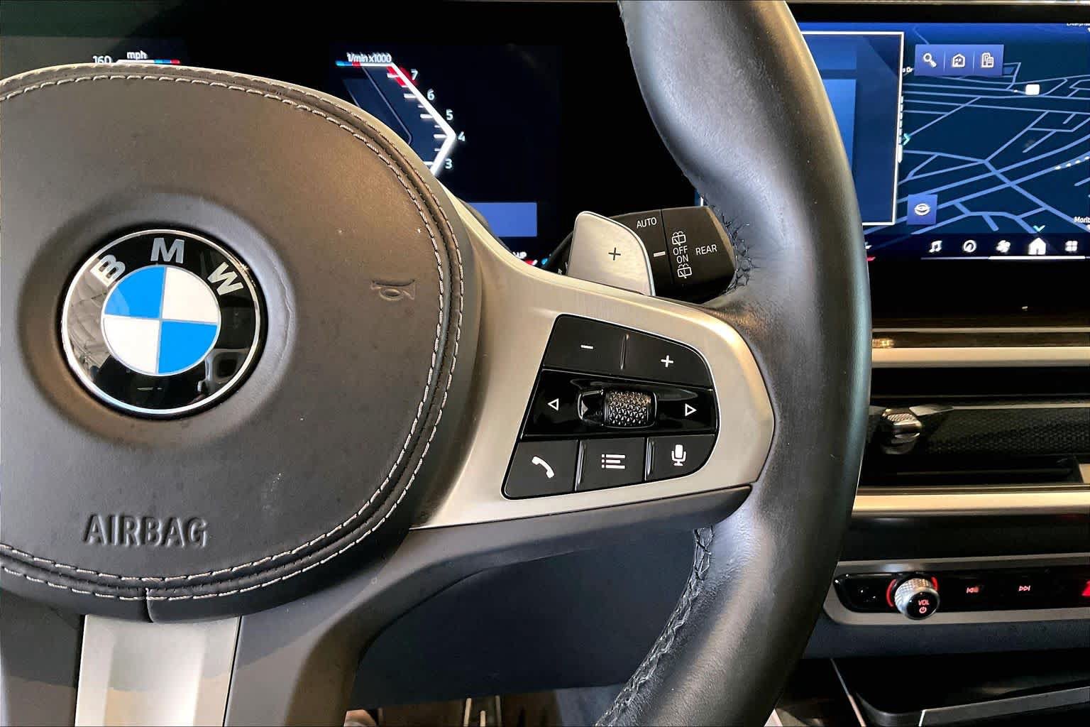 Used 2024 BMW X5 sDrive40i w/ M Sport Package RWD image 23