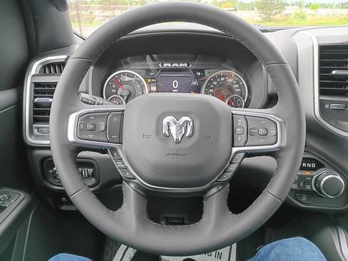 New 2026 RAM 1500 Big Horn AWD/4WD image 13
