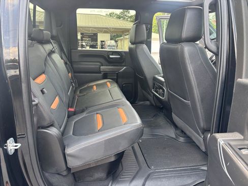 Used 2023 GMC Sierra 2500 AT4 w/ AT4 Premium Plus Package AWD/4WD image 15