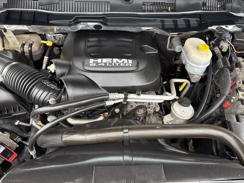 Used 2018 RAM 2500 Laramie w/ Sport Appearance Group image 28