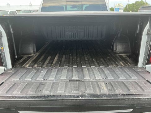 Used 2025 GMC Sierra 1500 SLT w/ SLT Premium Plus Package AWD/4WD image 30