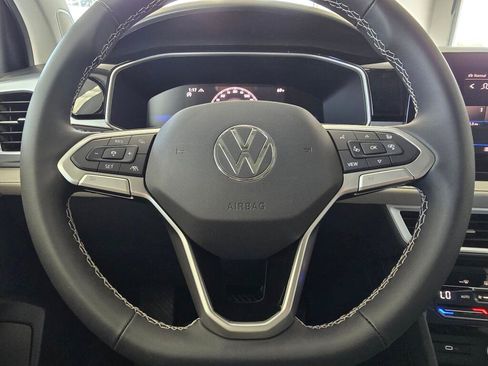 New 2026 Volkswagen Taos SE AWD/4WD image 21