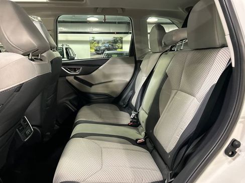 Used 2023 Subaru Forester Premium AWD/4WD image 22